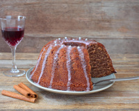 Connaissez-vous le Rotweinkuchen, ce dessert alsacien à base de vin rouge ?
