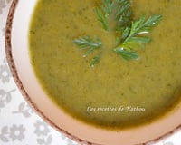 Potage anti-gaspi avec fanes de carottes