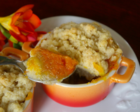 L'acidulé des pommes, la douceur du potimarron, le velouté du marron et le croquant du crumble en font un dessert riche en sensation.