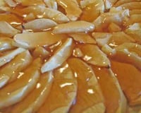 Tarte aux pommes nappée de gelée