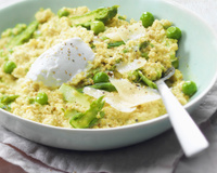 Risotto de quinoa aux asperges, petits pois et Chavroux®