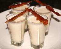 Une autre façon de servir le chou-fleur! Je sers souvent ce velouté dans des verrines pour un apéro dinatoire.