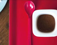 Les mousses au chocolat se révèlent souvent écoeurantes. Cette recette est une alternative un peu plus légère en bouche qui séduira les amateurs de chocolat noir comme…