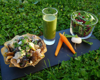 Croustillant d'automne, escargots, girolles, châtaignes et son émulsion de roquette