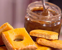 Pâte à tartiner au chocolat et noisettes