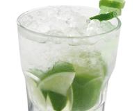 Un cocktail très frais dans la tendance Brésil.
