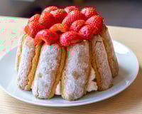 Charlotte aux fraises facile