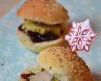 Mini burgers foie gras et confit d'oignon