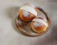 Connaissez-vous les Maritozzi, ces brioches italiennes fourrées à la chantilly ?