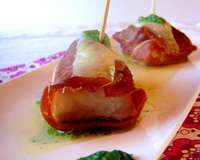 Bouchées de poisson, prosciutto, et fontina et pesto roquette-noisettes