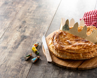 Voici la meilleure façon de faire une galette des rois à la crème d’amandes pour l’Épiphanie ! Une recette que vous garderez longtemps