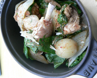 Pintade fermière en cocotte, blettes, vinaigre et parmesan