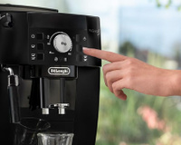 La machine à café De'Longhi Magnifica S chute de 25% pendant le Black Friday Amazon