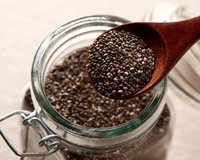 Graines de chia : 3 erreurs courantes de consommation qui ruinent votre digestion (et votre santé)