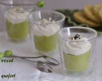 Verrines de gaspacho d'avocat au Roquefort en gaspacho