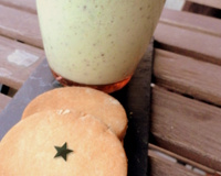 Smoothie kiwi basilic