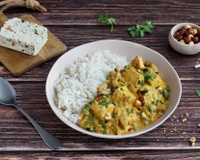 Curry de tofu épinard noisette aux légumes et lait de coco