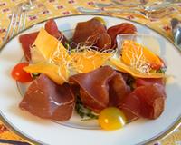 C'est ma recette Poids - Plume , coté jardin de cet été , viande des grisons , fromages multicolores !