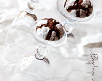 Des biscuits très jolis et mignons, craquelés au chocolat et cannelle.