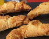 De jolis et délicieux feuilletés au chèvre, avec une pointe de miel, c'est un vrai délice !