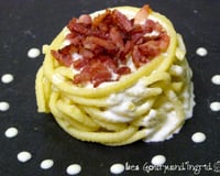 Spätzle d'Alsace aux lardons et sauce Roquefort