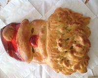 Une brioche fondante et moelleuse à souhait, à déguster avec un chocolat chaud, le matin de Noël !