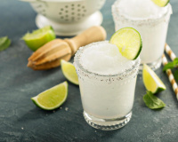 C’est déjà un peu l’été avec cette recette de Frozen Margarita ultra-fraiche !