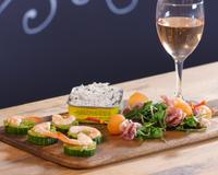 L'heure de l'apéritif approche et vous ne savez pas quoi servir avec le rosé ? En quelques minutes, préparez des rillettes de sardines au fromage…