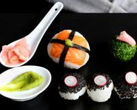 Les sushi balls, c'est du riz à sushi que l'on façonne en boules après avoir mis un ingrédient en son coeur ou sur le dessus. C'est un grand…