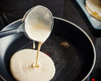 Beurre fondu ou huile : quel est le mieux pour la cuisson des crêpes ?