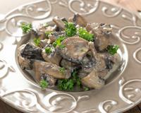 Ce mijoté de champignons accompagnera parfaitement vos viandes.