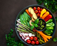 Crudités : pourquoi ce n’est pas une bonne idée d’en consommer à l’étranger ?