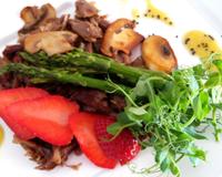 Le confit est une méthode ancienne et traditionnelle de conservation des aliments. Je l'ai utilisé dans cette recette avec des saveurs plus actuelles et…