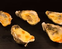 Huîtres chaudes gratinées