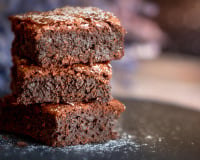 Ni gluten, ni lactose : ce brownie healthy est si savoureux que tous ceux qui y goûtent l'adoptent !