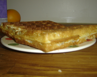 La vraie bonne gaufre de Bruxelles, croustillante à l'extérieure et moelleuse à l'intérieure, sans complication et sans attente
