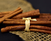 Mouches et moucherons dans la cuisine ? Voici l’ingrédient du placard que vous devriez utiliser pour éviter une invasion cet été