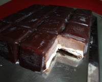 Gâteau tablette au chocolat blanc et noir