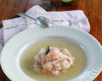 Tartare de langoustines, langoustines vapeur et bouillon au gingembre