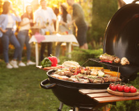 Barbecue : la technique d'un Meilleur Ouvrier de France pour cuire ses saucisses plus rapidement