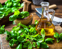 Ne gâchez plus vos feuilles de basilic : voici une idée parfaite si vous en avez en trop
