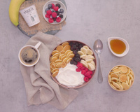 Mini pancakes bowl aux fruits et au skyr