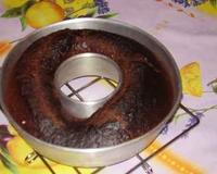 Un gâteau simple et rapide au chocolat. le gâteau des petits et des grands. Moelleux avec un bon de chocolat. Se conserve longtemps.