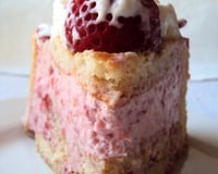 Charlotte à la pulpe de fraises