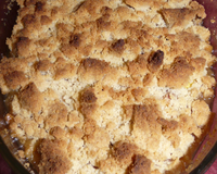 Ahhhh, le crumble... Salé ou sucré, c'est toujours une surprise pour découvrir ce qu'il y a dessous !