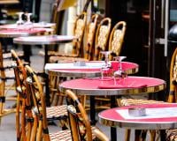 Cuisine de bistrot : découvrez les 7 meilleures adresses parisiennes de l’année selon ce guide expert !