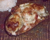 Aubergines farcies aux boulettes de bœuf à l'italienne