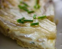 Un tarte aux endives et Bresse Bleu très gourmande.Une recette proposée par Réjane du blog 'In the food for Love'.