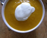Velouté de butternut au gingembre et à la citronnelle