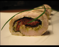 Escalope de dinde roulées au pesto, à la mozzarella et aux tomates séchées
